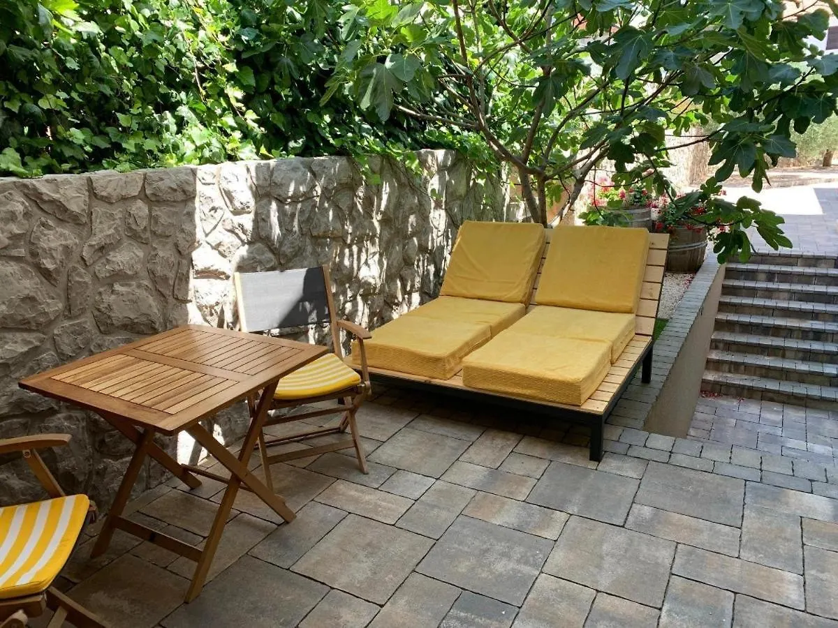 Studio Apartment Lucija Krk Town